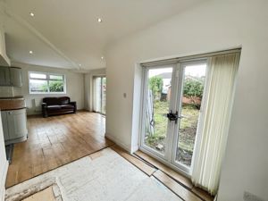 Dining Kitchen- click for photo gallery
